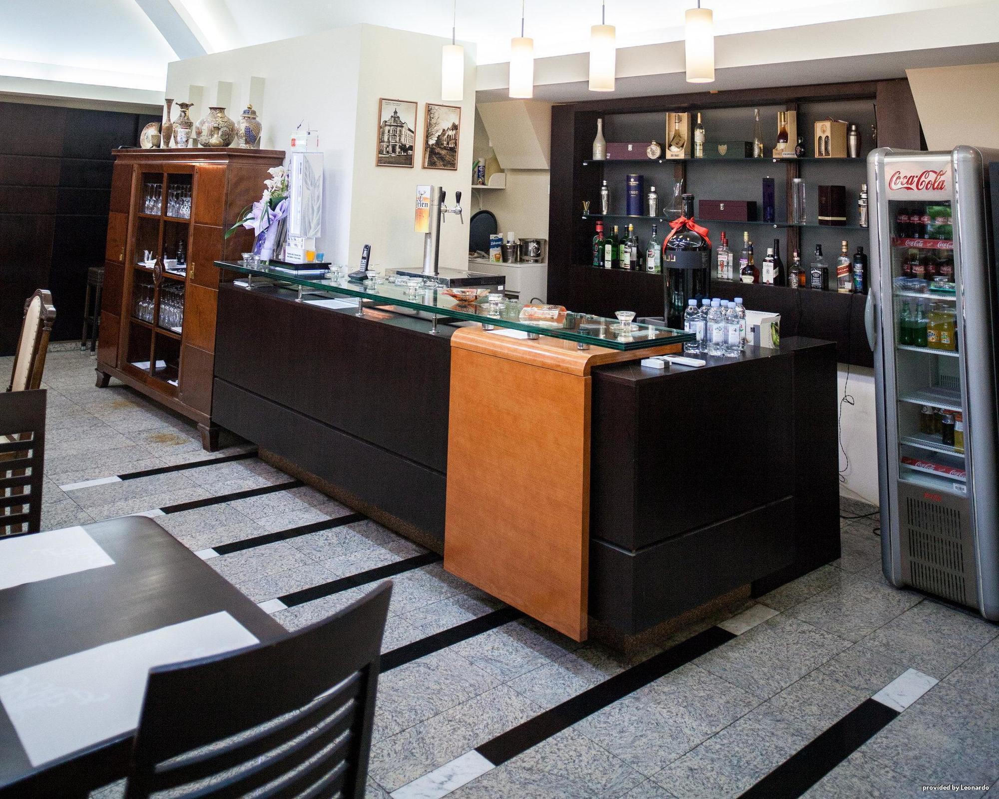 Hotel Forum Garni Subotica Buitenkant foto